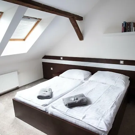 U Travnicka 4* Modřice