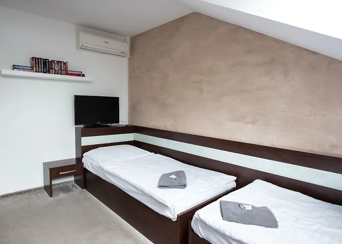 U Travnicka Modřice